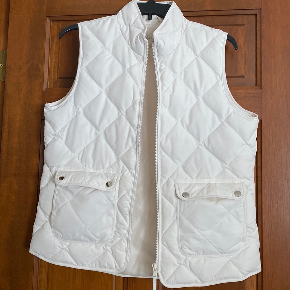 Talbots Winter white quilted vest